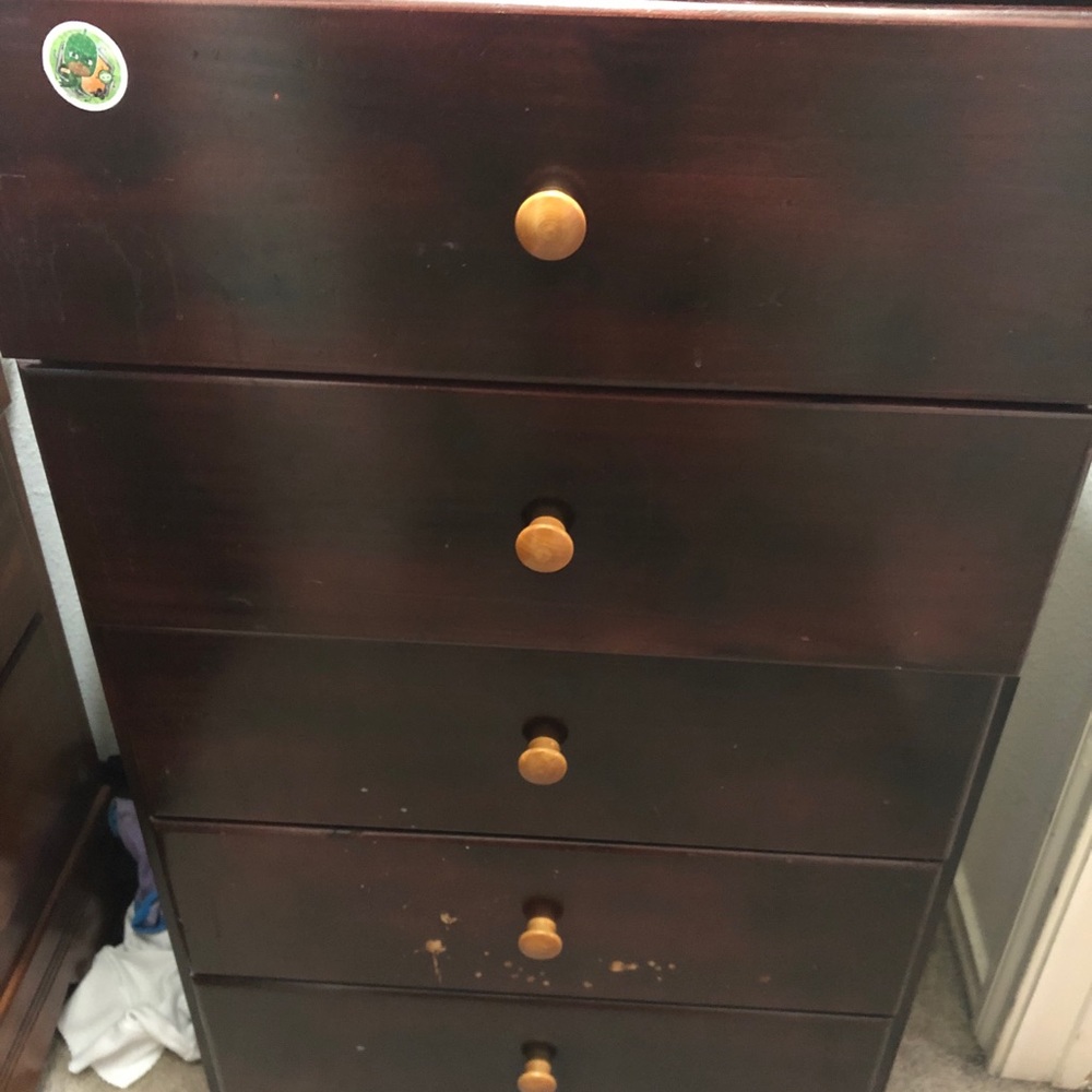 Dresser